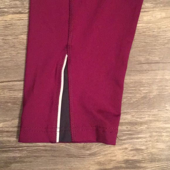 Workout capris - Picture 3 of 3